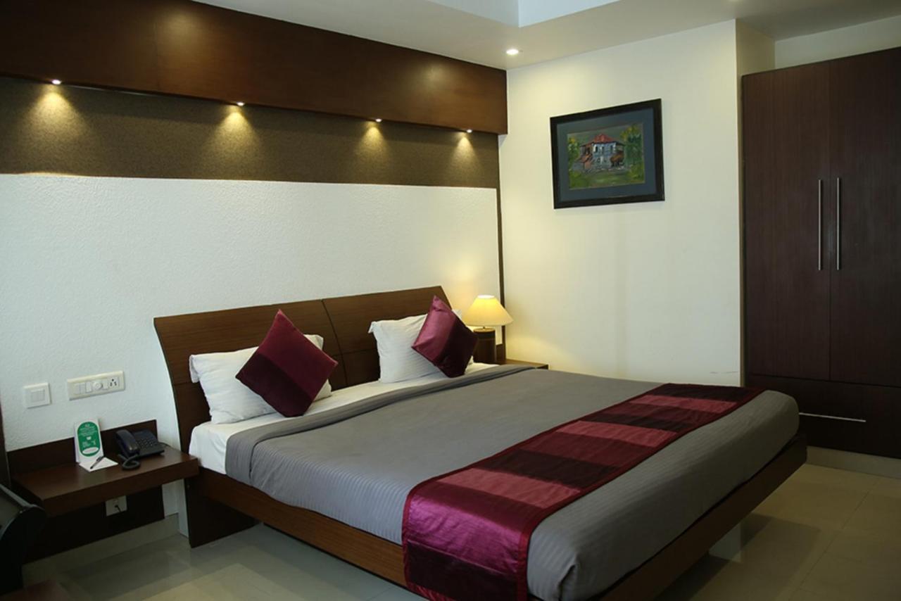 Hotel Royal Omars à Kannur Extérieur photo