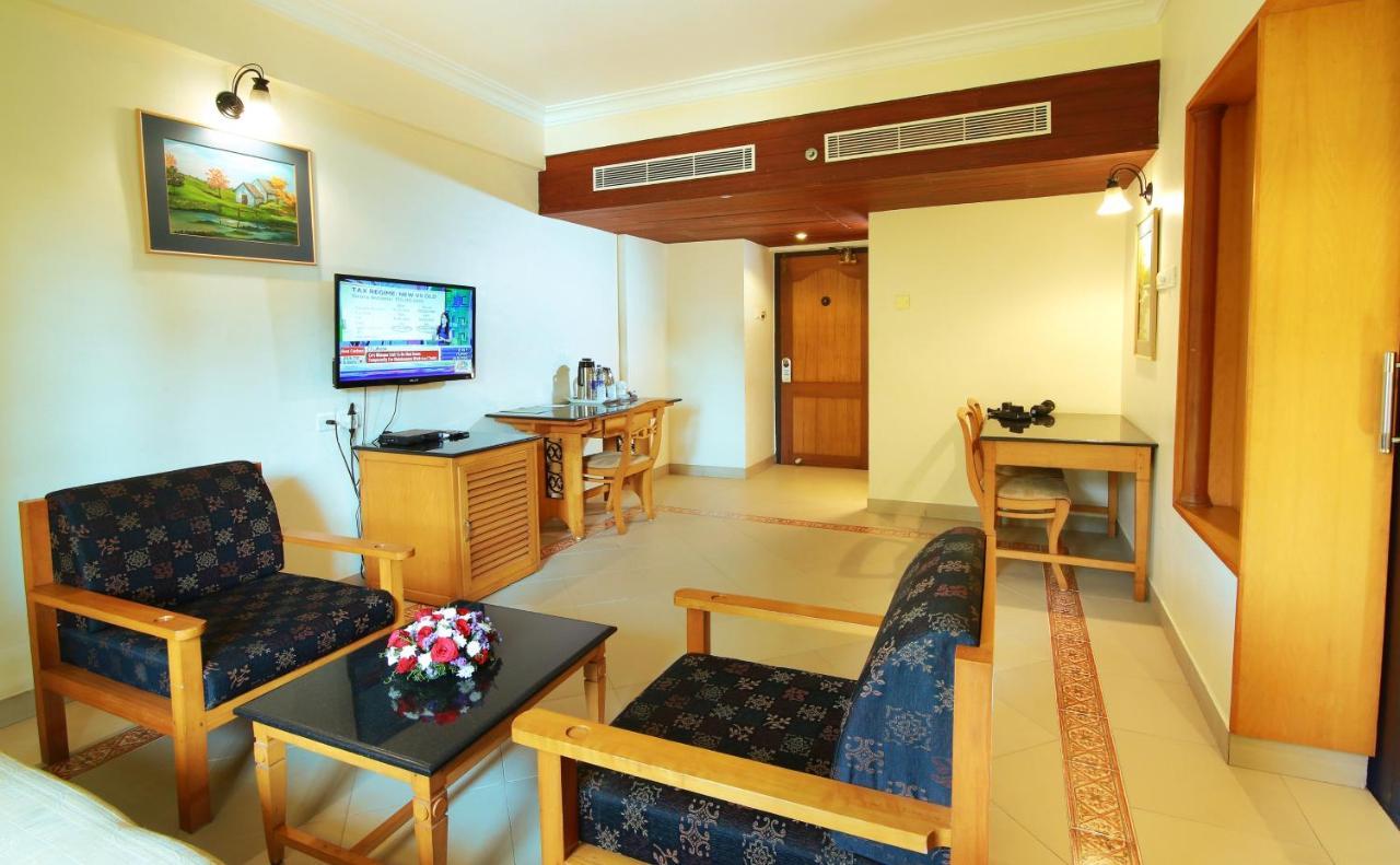 Hotel Royal Omars à Kannur Extérieur photo