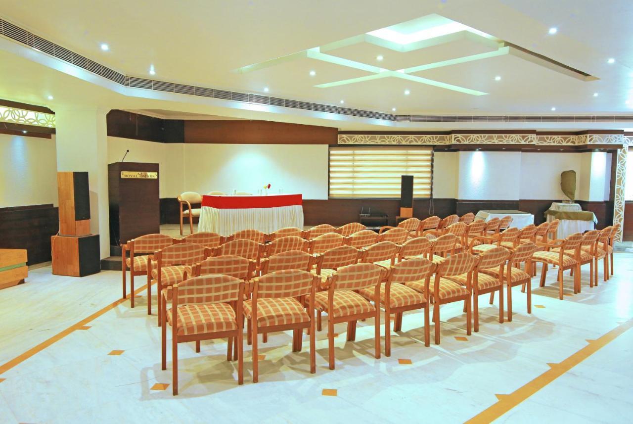 Hotel Royal Omars à Kannur Extérieur photo