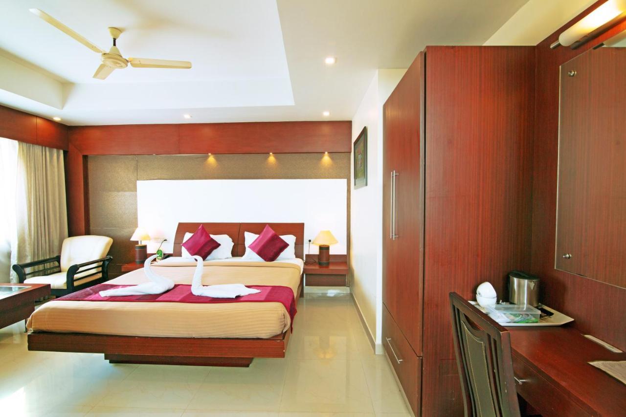 Hotel Royal Omars à Kannur Extérieur photo
